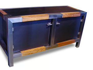 CHINA GIRL - Industrial style steel sideboard with doors _ ICI ET LÀ